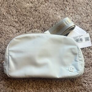 Lululemon belt bag 1L